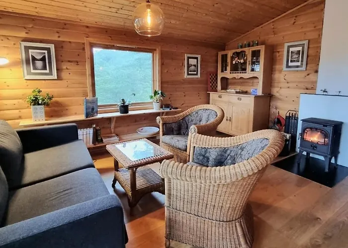 Chill House 15 Min From Preikestolen Domek letniskowy *